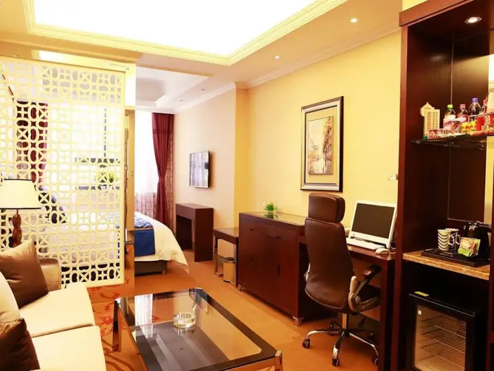 Урумчи: Yijia Chain Hotel Mingren Branch