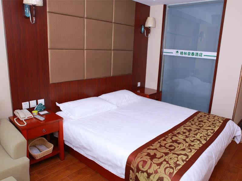 Бочжоу: Green Tree Inn Bozhou Yaodu Hotel