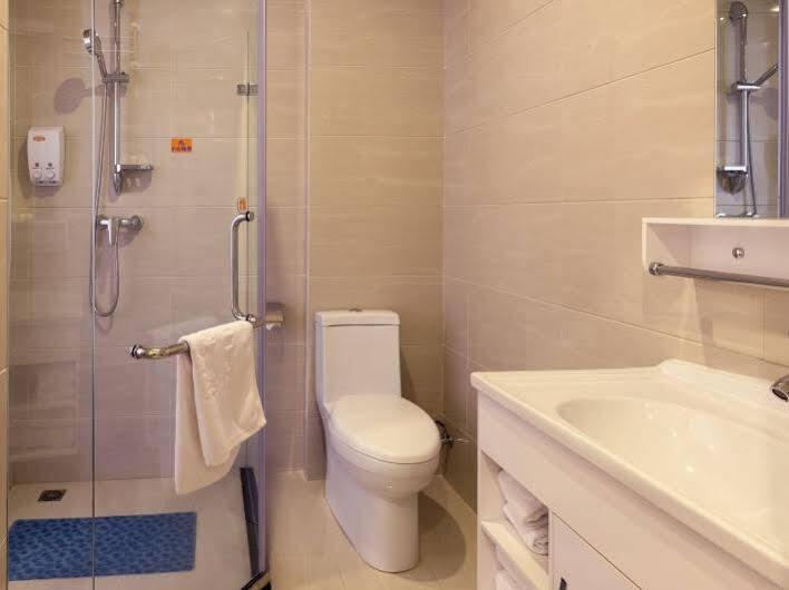 Наньнин: Nanning Zelin Hotel