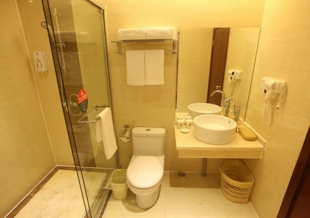 Шанхай: Green Tree Inn Smart Selection Hotel (Shanghai Hongqiao Road Metro Station)