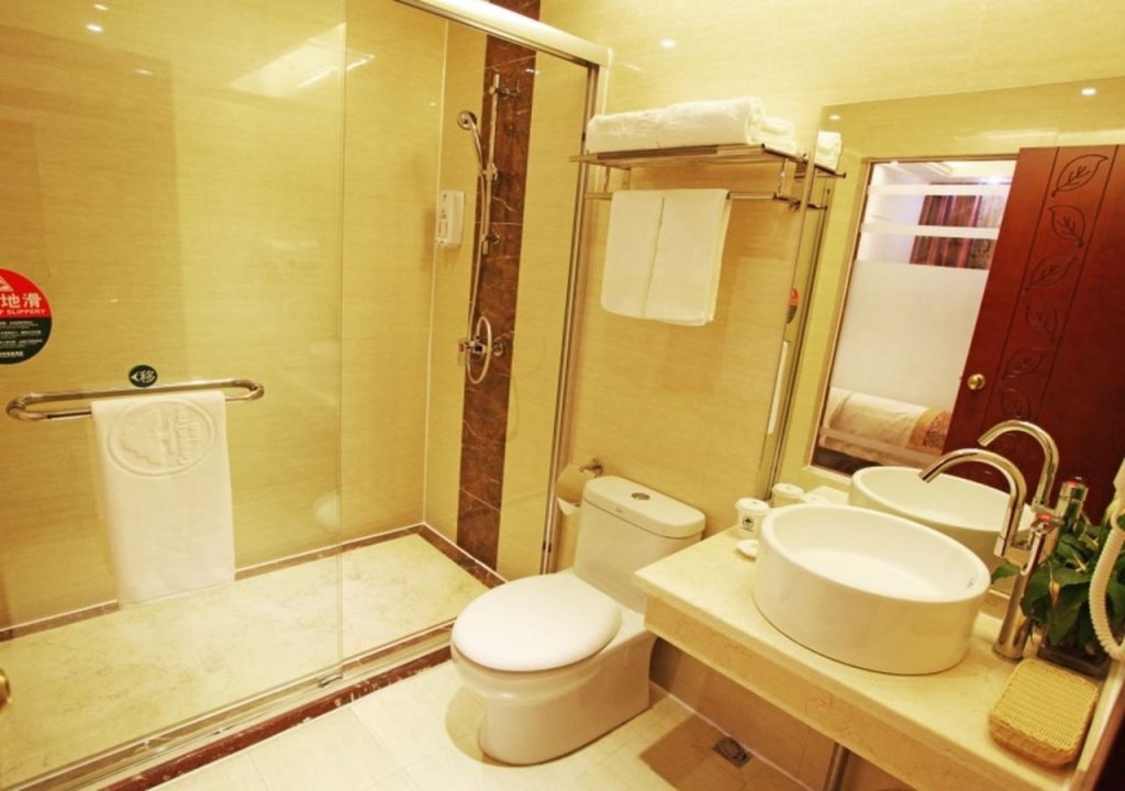 Шанхай: Green Tree Inn Smart Selection Hotel (Shanghai Hongqiao Road Metro Station)
