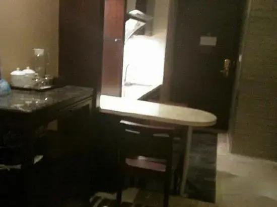 Хуаншань: Shexian Hotel