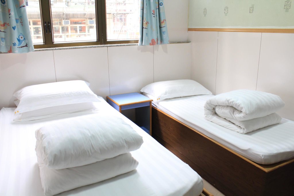 Коулун: Wing Wah Hostel