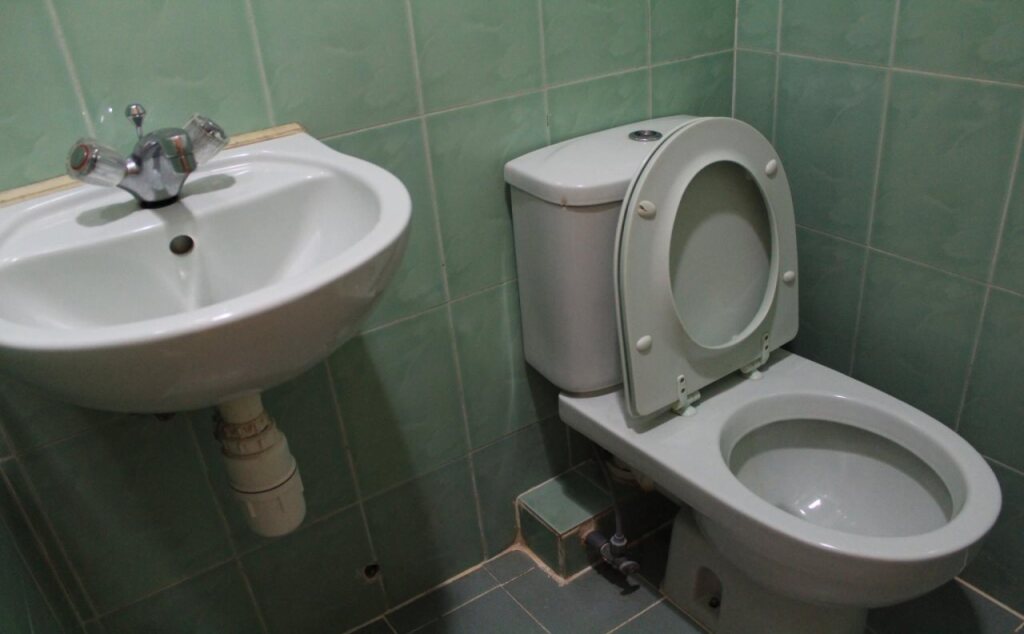 Коулун: Wing Wah Hostel