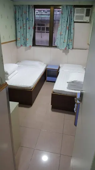 Коулун: Wing Wah Hostel