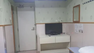 Коулун: Wing Wah Hostel