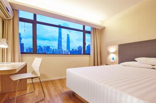 Чжанцзяцзе: Hanting Hotel Zhangjiajie Guyong Road