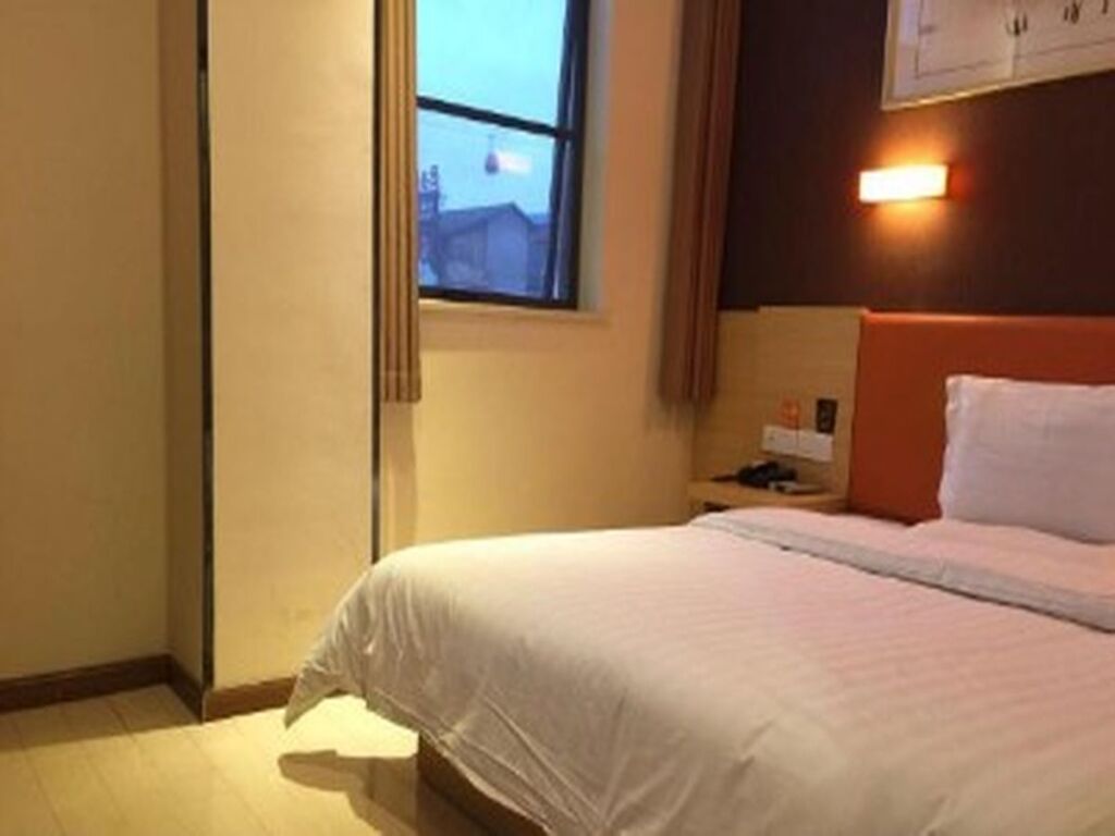 7 Days Inn Premium Zhangjiajie Train Station Plaza Branch — фото 5