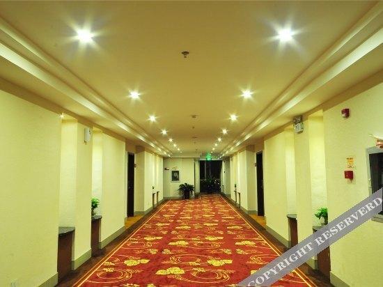Цюнхай: Qionghai Jin Mao Hotel