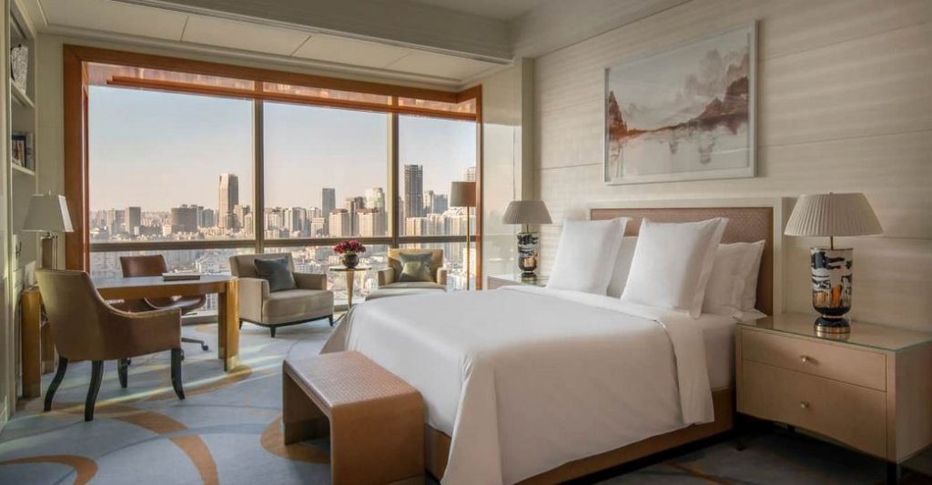 Тяньцзинь: Four Seasons Hotel Tianjin