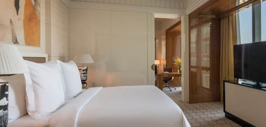 Тяньцзинь: Four Seasons Hotel Tianjin