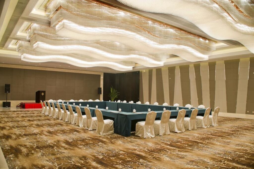 Чжэньцзян: Yangzhong Firth Jinling Grand Hotel