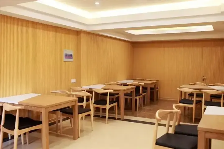 Чжоушань: Green Alliance Hotel Zhoushan PuTuo District