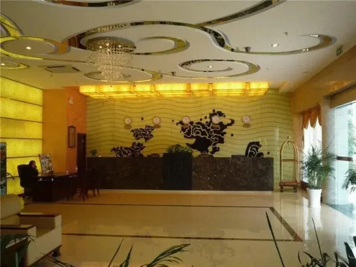 Гуйлинь: Tian Hu