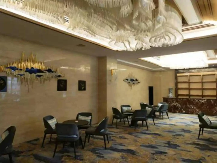 Луань: Shuyi International Hotel