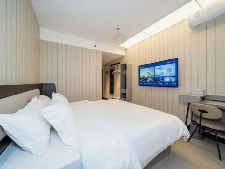 Hanting Hotel Changsha Middle Fu Rong Road — фото 1