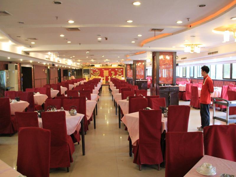 Учжоу: Wuzhou Hotel