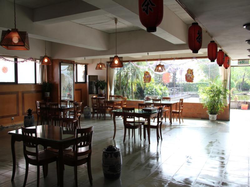 Учжоу: Wuzhou Hotel