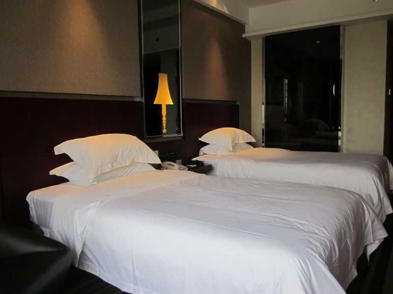Дунгуань: Vienna Hotel Guangdong Dongguan Houjie Avenue