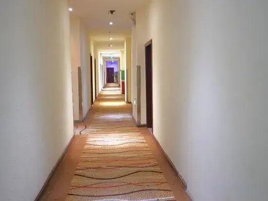 Хэчжоу: Shangjun Hotel (Hezhou Lingfeng Plaza Branch)