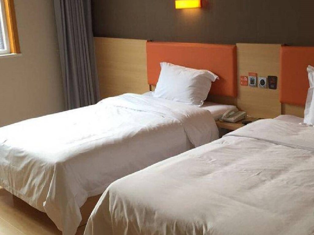 Пекин: 7 Days Premium Beijing Gulou Houhai Branch