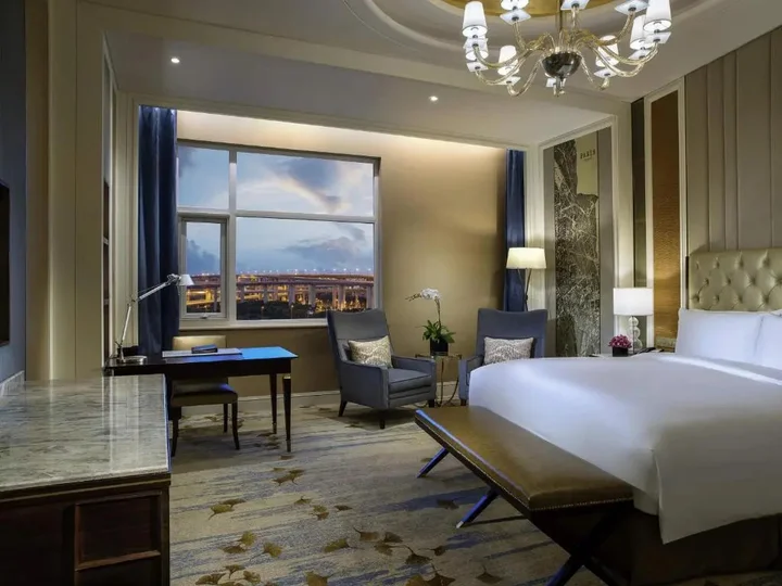 Шанхай: Sofitel Shanghai Hongqiao