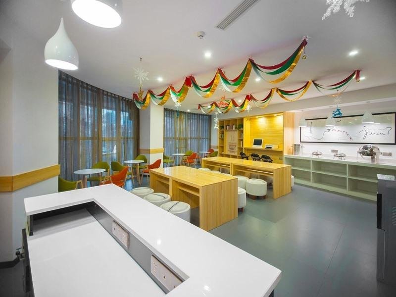 Чунцин: GreenTree Alliance Hotel Chongqing Jiefangbei Walking Street