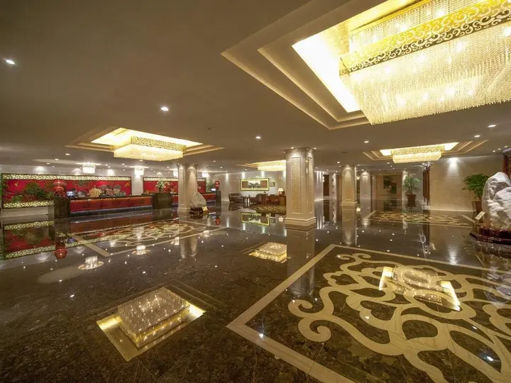 Уси: Yixing Grand Hotel