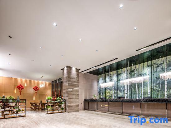 Наньчан: the Posh Hotel