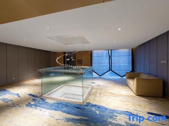 the Posh Hotel — фото 3