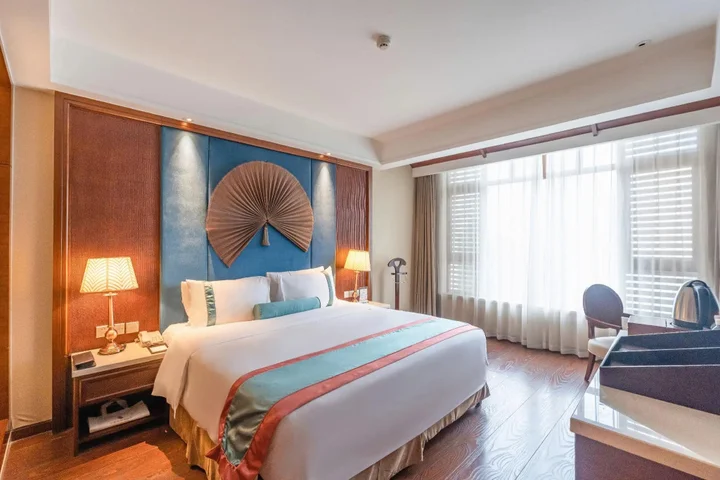 Чунцин: Chongqing Glenview Donheng Hotel