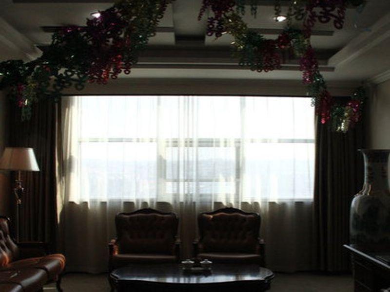 Яньцзи: Yanji Han Cheng Century Hotel