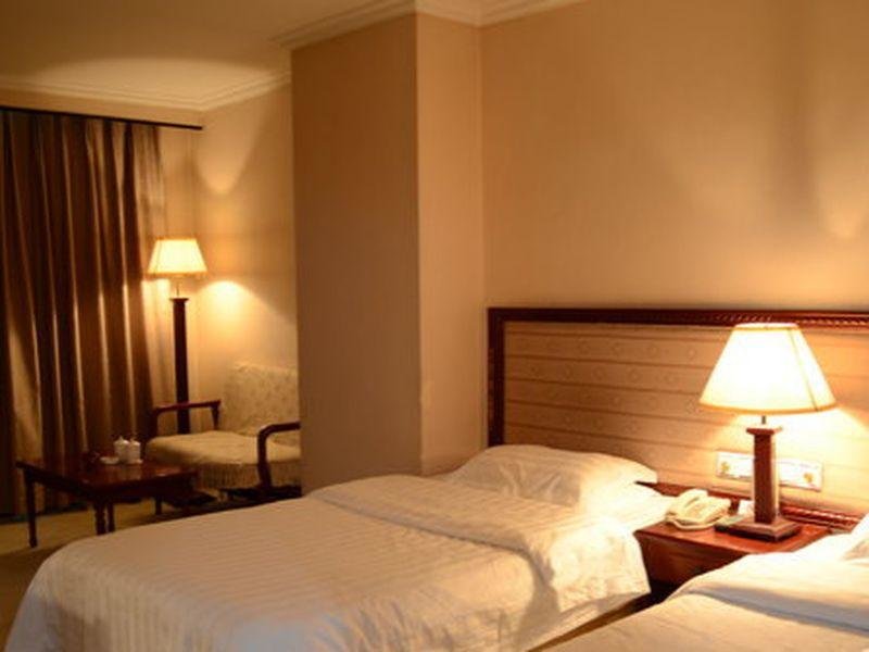 Яньцзи: Yanji Han Cheng Century Hotel