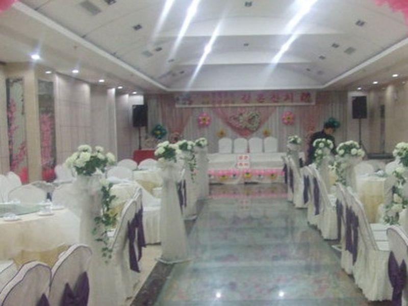 Яньцзи: Yanji Han Cheng Century Hotel