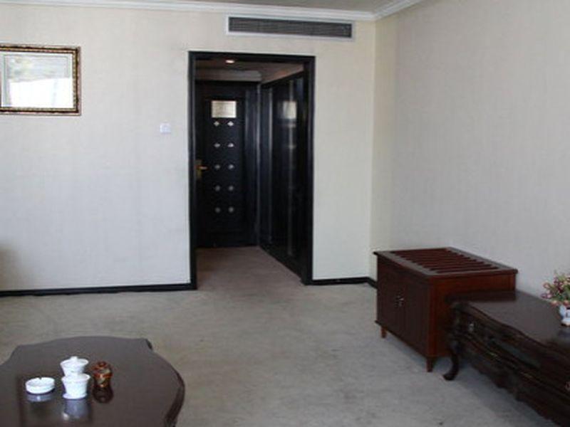Яньцзи: Yanji Han Cheng Century Hotel