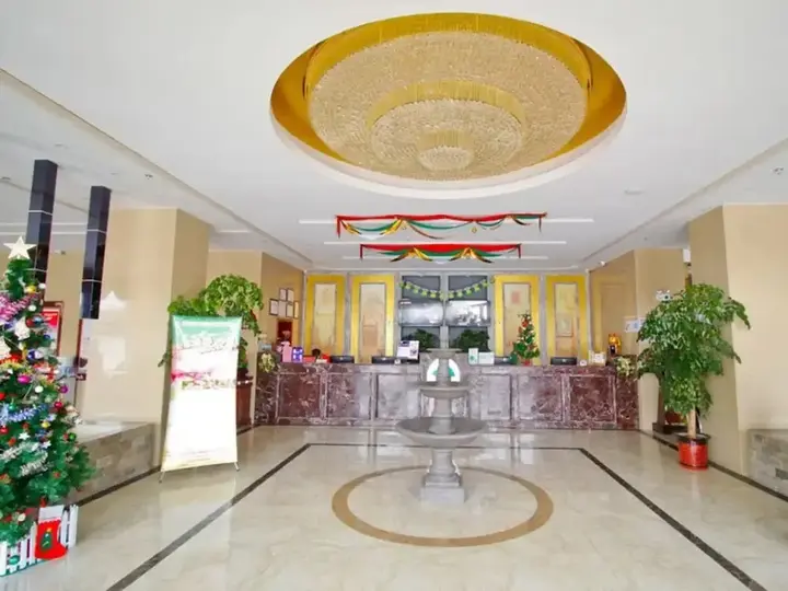 Луань: GreenTree Inn LiuAn Huoshan County Economic Development Zone Hotel
