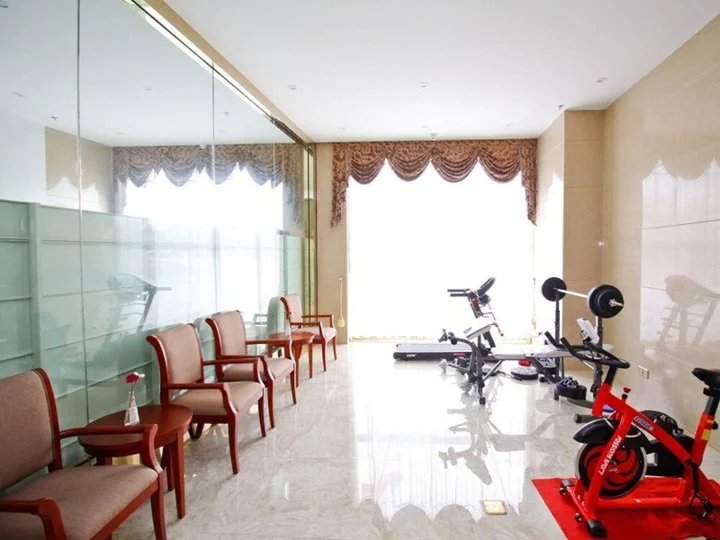 Луань: GreenTree Inn LiuAn Huoshan County Economic Development Zone Hotel