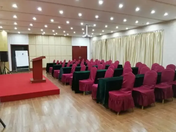 Луань: GreenTree Inn LiuAn Huoshan County Economic Development Zone Hotel