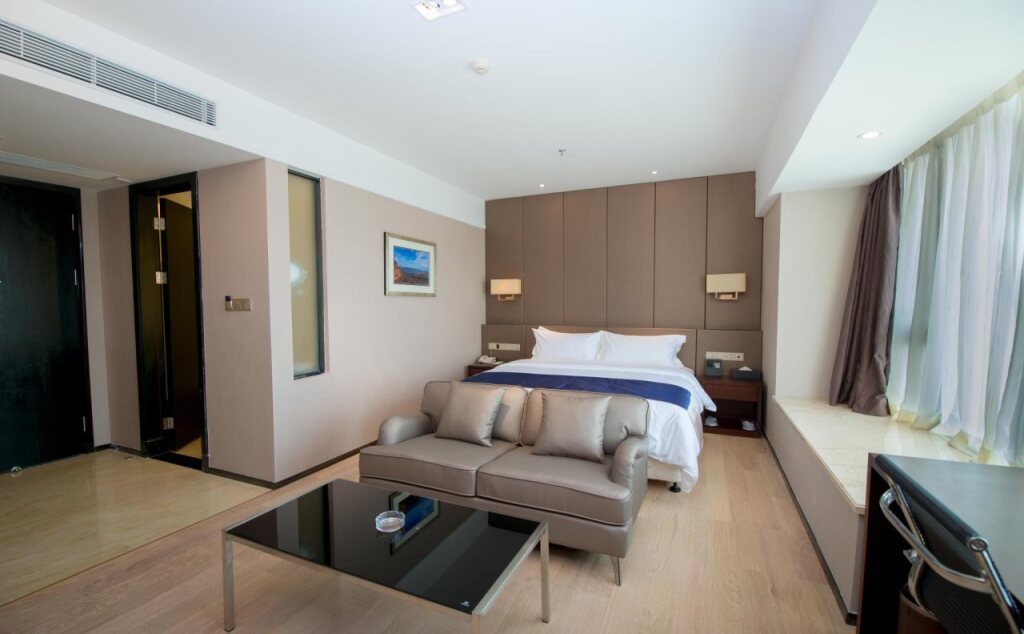 Чжухай: Foger Yacht Hotel