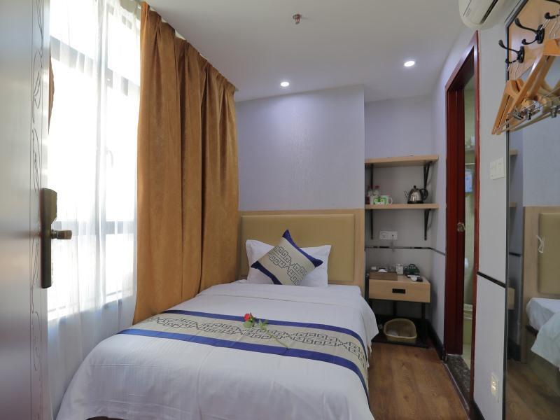 Цзеян: GreenTree Inn Jieyang North Linjiang Road Express Hotel