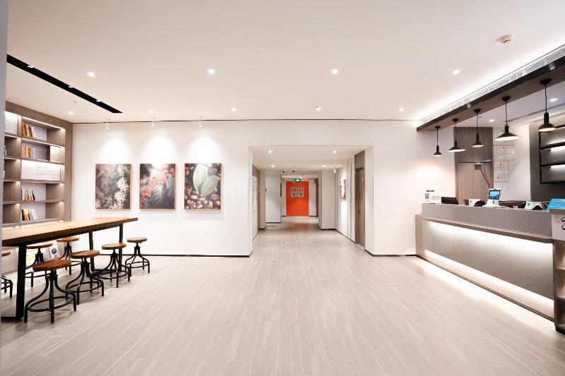 Тайчжоу: Hanting Hotel Taizhou Luqiao Passenger Terminal Center