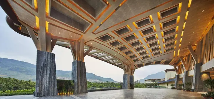 Ваньнин: The Westin Shimei Bay Resort