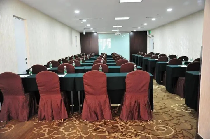 Пекин: Hongrui Grand View International Hotel