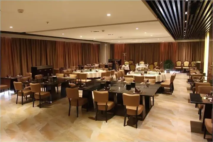 Пекин: Hongrui Grand View International Hotel