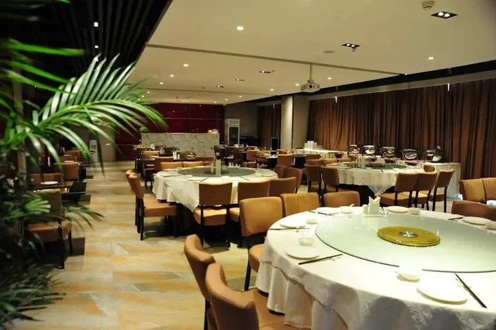 Пекин: Hongrui Grand View International Hotel