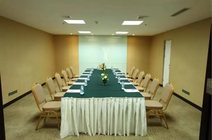Пекин: Hongrui Grand View International Hotel