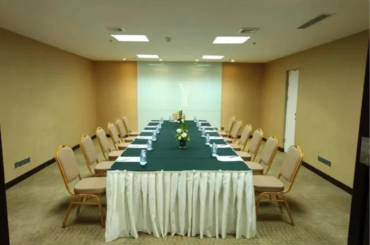 Пекин: Hongrui Grand View International Hotel