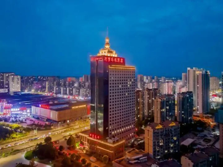Бенгбу: Lexes Global Hotel