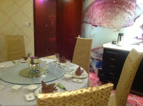 Шанхай: Vienna Hotel Shanghai Pudong Expo