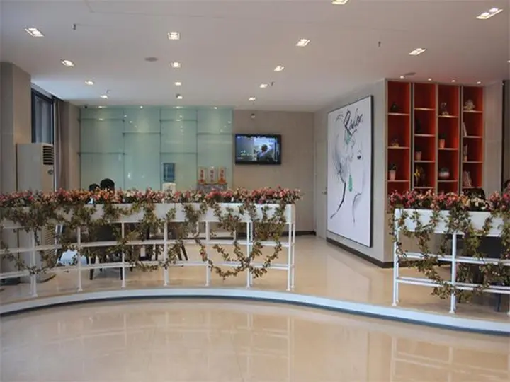 Паниин: 7 Days Premium Panjin Youtian Transportaion Terminal Branch